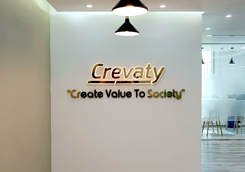 Outdoor Signage vs. Indoor Signage: Which is Right for You?