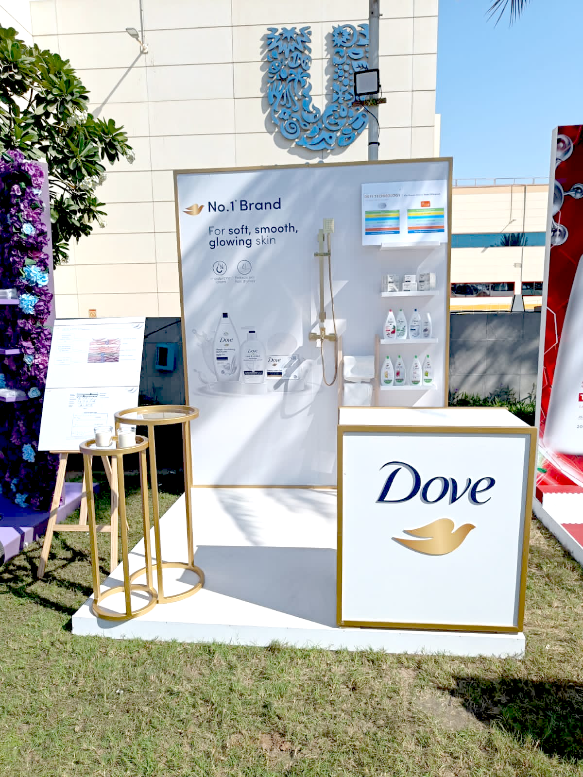 dove exihibition stand